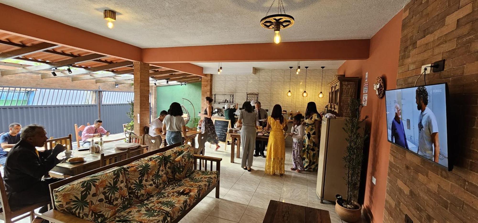 Casa Da Zeze Pousada & Hotel Itaboraí Eksteriør bilde